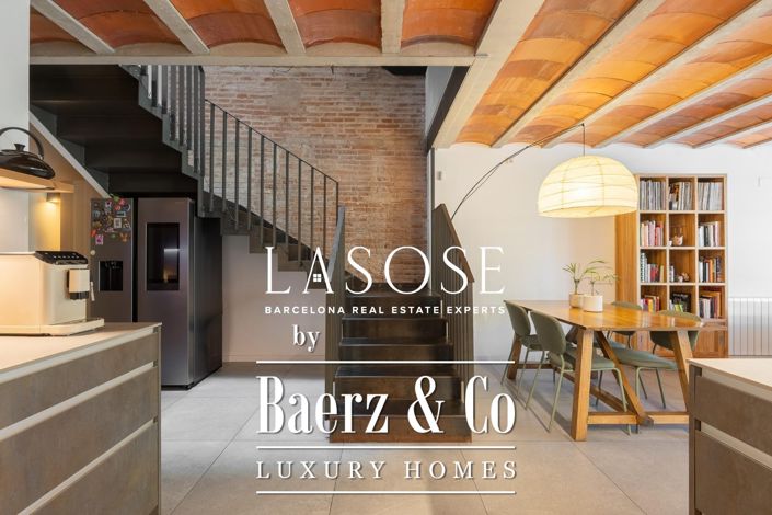 Image No.20-4 Bed Property for sale