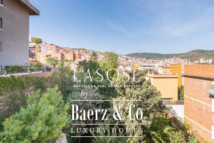 Image No.46-4 Bed Property for sale