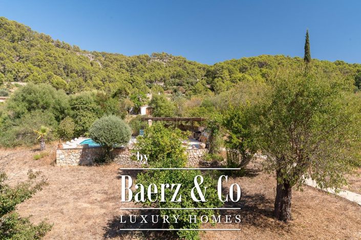 Image No.19-4 Bed Country House for sale