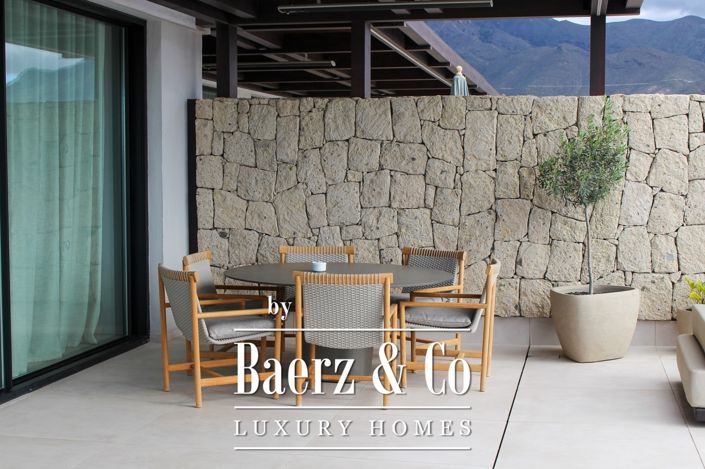 Image No.31-2 Bed Villa for sale