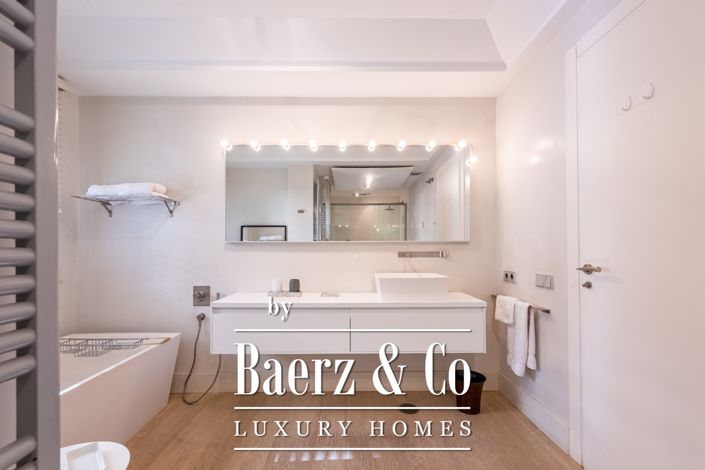 Image No.17-4 Bed Apartment for sale