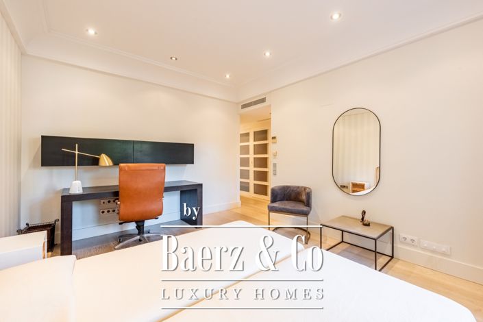 Image No.18-4 Bed Apartment for sale