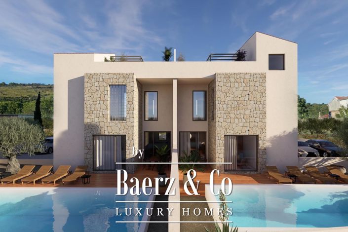Image No.2-2 Bed Property for sale