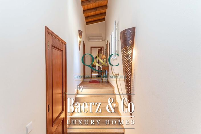 Image No.10-3 Bed Property for sale
