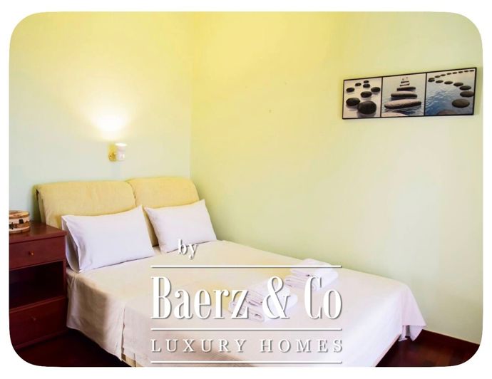 Image No.12-9 Bed Villa for sale
