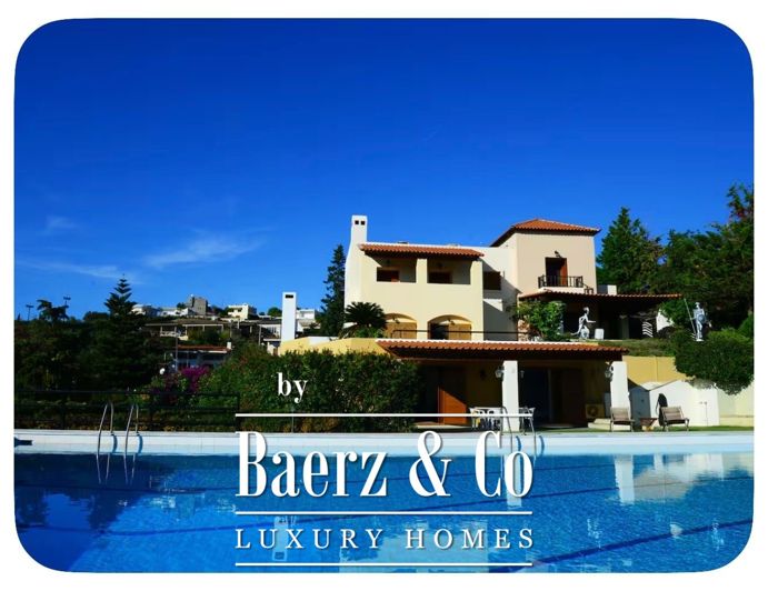 Image No.15-9 Bed Villa for sale