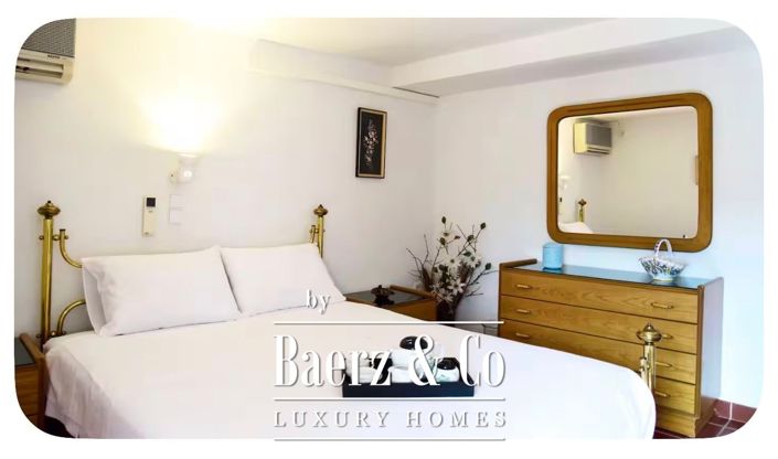 Image No.19-9 Bed Villa for sale
