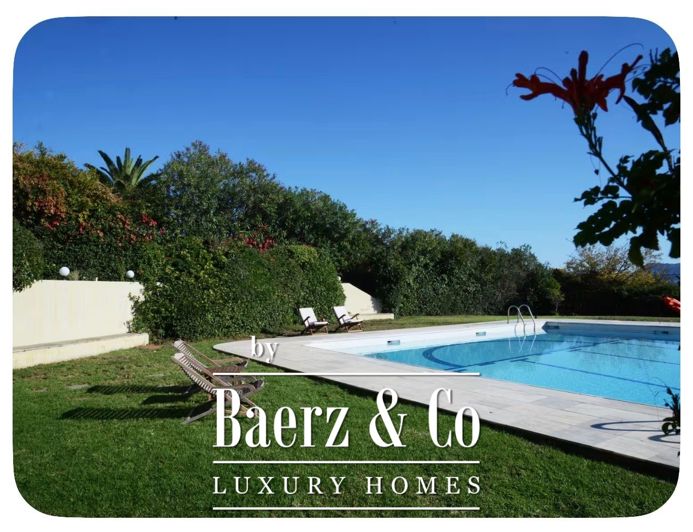 Image No.2-9 Bed Villa for sale