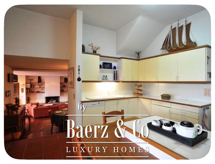Image No.8-9 Bed Villa for sale