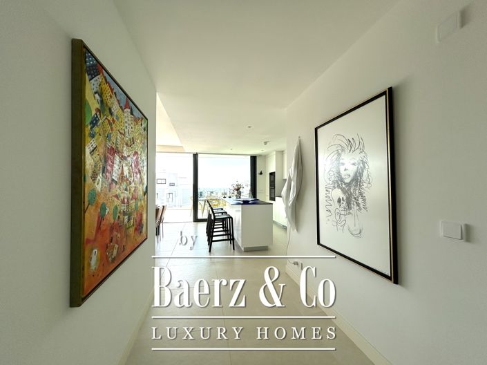 Image No.20-3 Bed Apartment for sale
