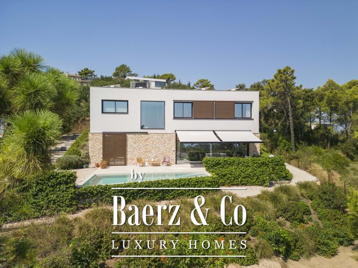 Image No.3-4 Bed Villa for sale