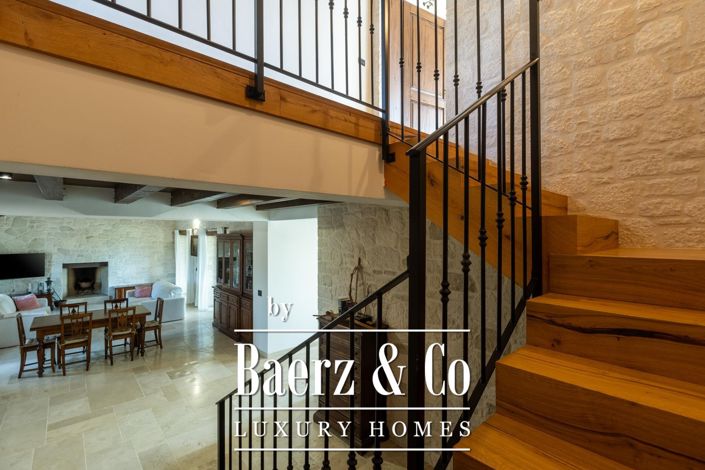 Image No.18-3 Bed Property for sale