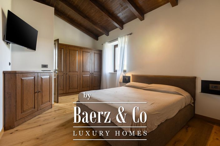 Image No.29-3 Bed Property for sale