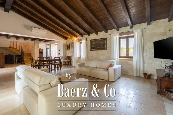 Image No.3-3 Bed Property for sale