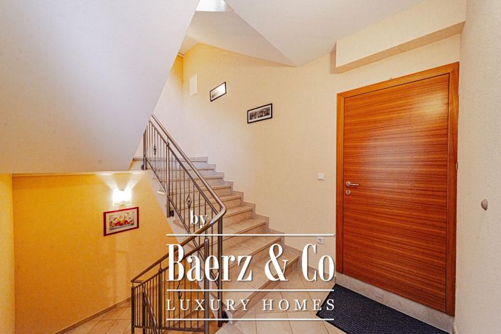 Image No.20-6 Bed Villa for sale