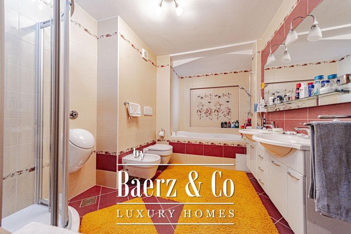 Image No.24-6 Bed Villa for sale