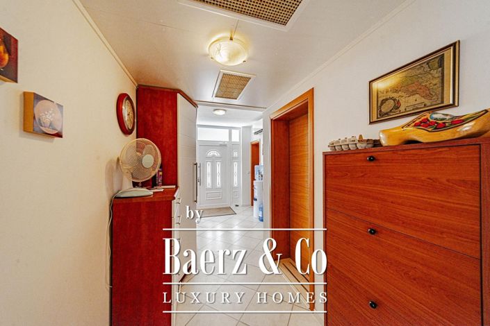 Image No.26-6 Bed Villa for sale