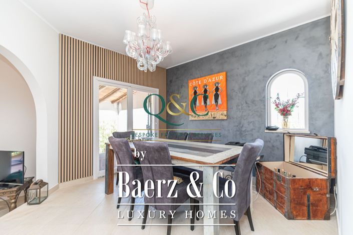 Image No.10-3 Bed Property for sale