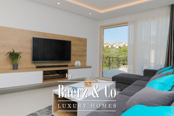 Image No.16-6 Bed Villa for sale