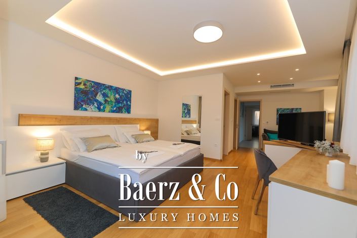Image No.21-6 Bed Villa for sale