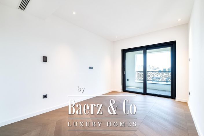Image No.12-3 Bed Apartment for sale