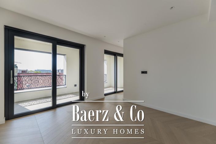 Image No.29-3 Bed Apartment for sale