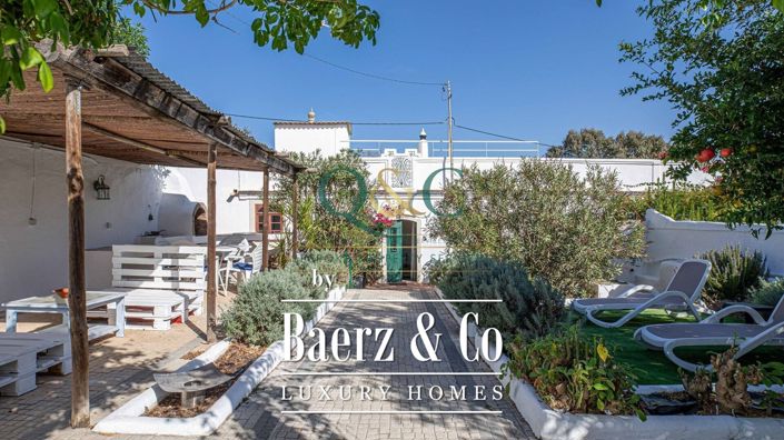 Image No.17-2 Bed Villa for sale
