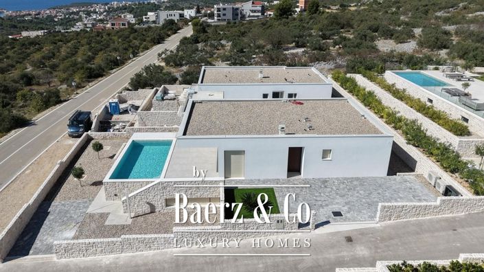 Image No.4-3 Bed Villa for sale