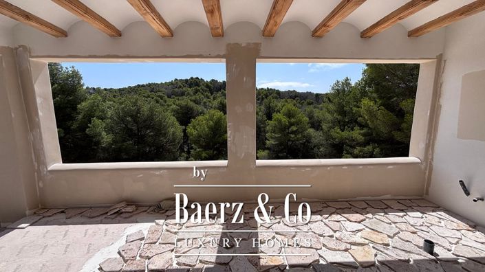 Image No.7-4 Bed Villa for sale