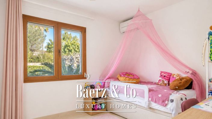 Image No.21-5 Bed Villa for sale