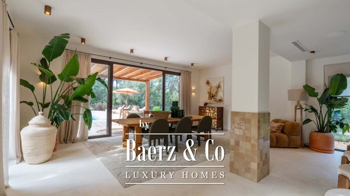 Image No.25-5 Bed Villa for sale