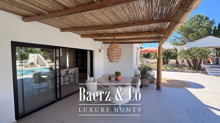 Image No.11-4 Bed Villa for sale