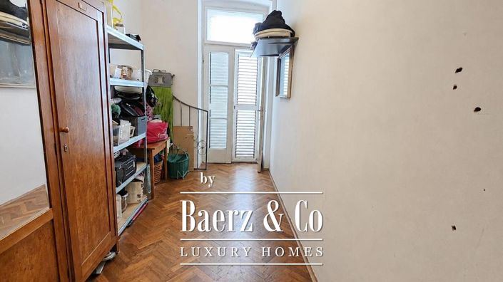 Image No.6-4 Bed Townhouse for sale