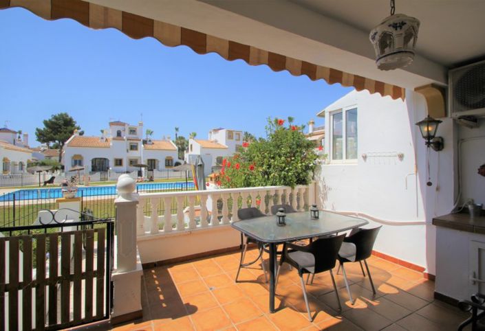 Image No.2-3 Bed Villa for sale