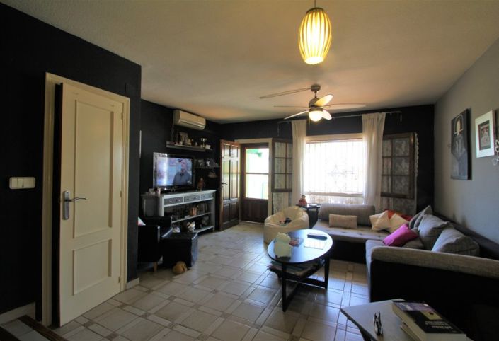 Image No.3-3 Bed Villa for sale