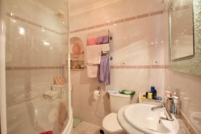 Image No.11-2 Bed Apartment for sale