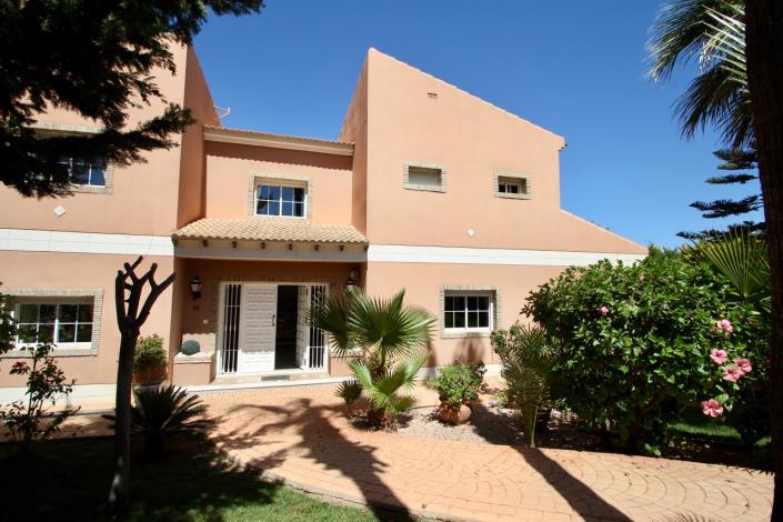 Image No.4-5 Bed Villa / Detached for sale