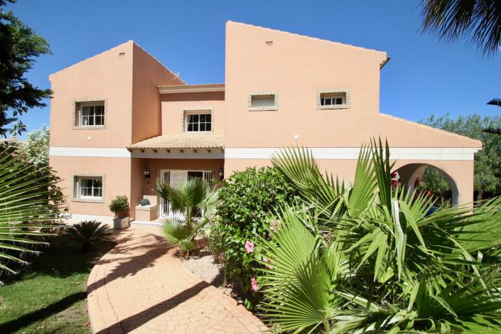 Image No.3-5 Bed Villa / Detached for sale