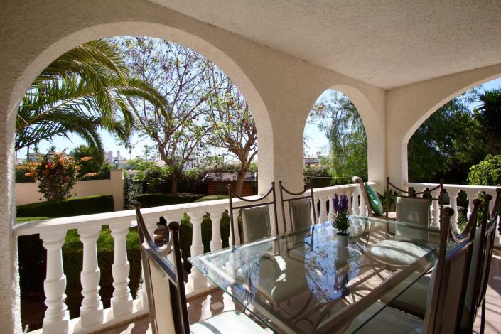 Image No.6-5 Bed Villa / Detached for sale