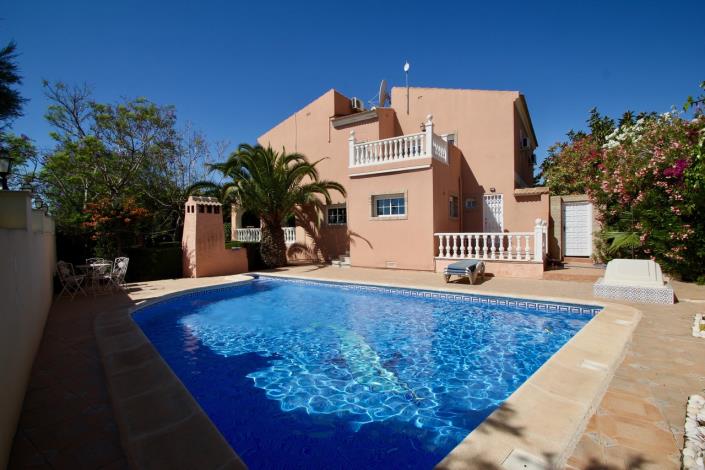 Image No.2-5 Bed Villa / Detached for sale