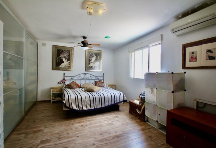 Image No.11-4 Bed Villa for sale