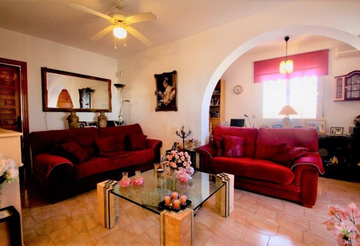 Image No.11-6 Bed Villa for sale