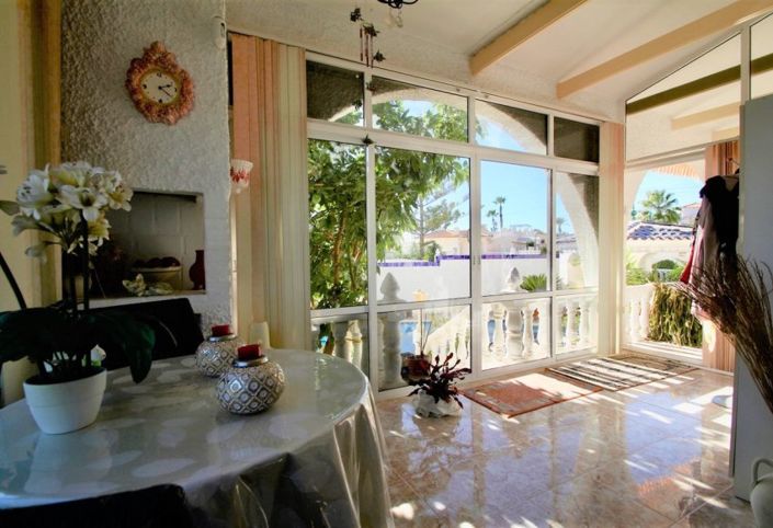 Image No.6-6 Bed Villa for sale