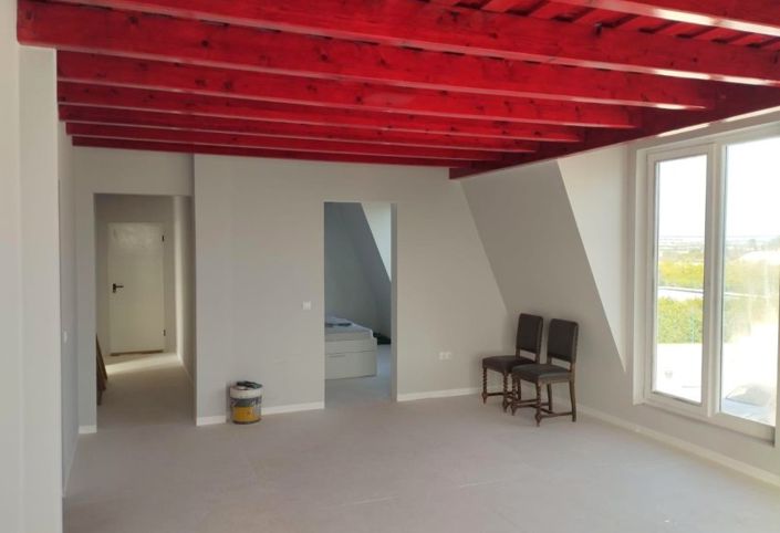 Image No.8-3 Bed Villa for sale