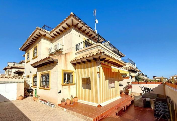 Image No.1-2 Bed Townhouse for sale