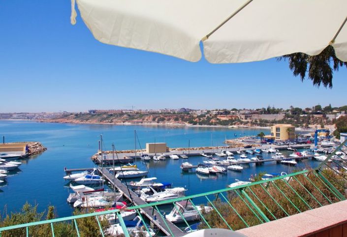 Image No.26-3 Bed Townhouse for sale