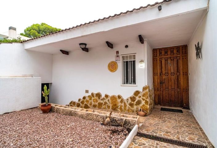 Image No.5-4 Bed Villa for sale