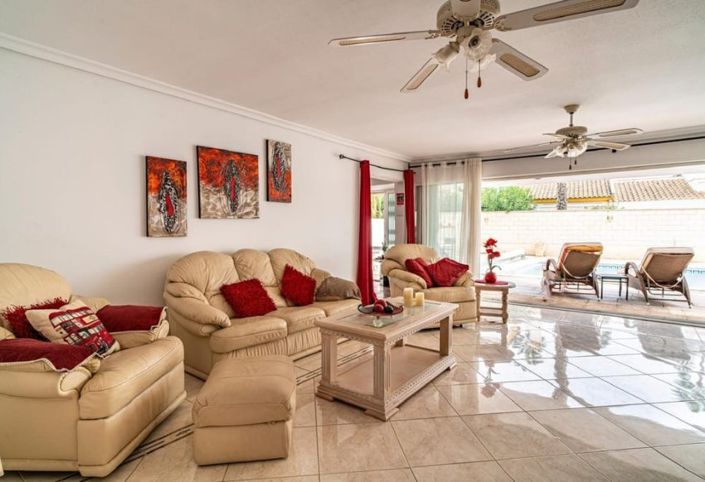 Image No.6-4 Bed Villa for sale