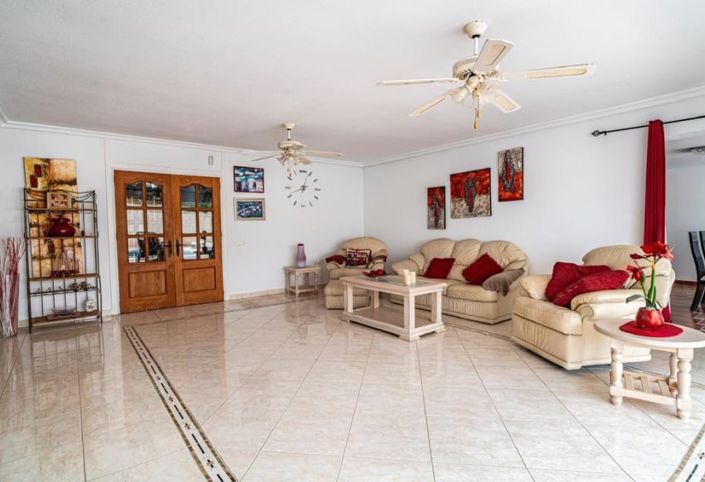 Image No.7-4 Bed Villa for sale