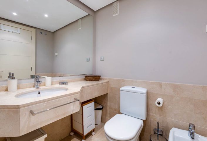 Image No.16-2 Bed Apartment for sale